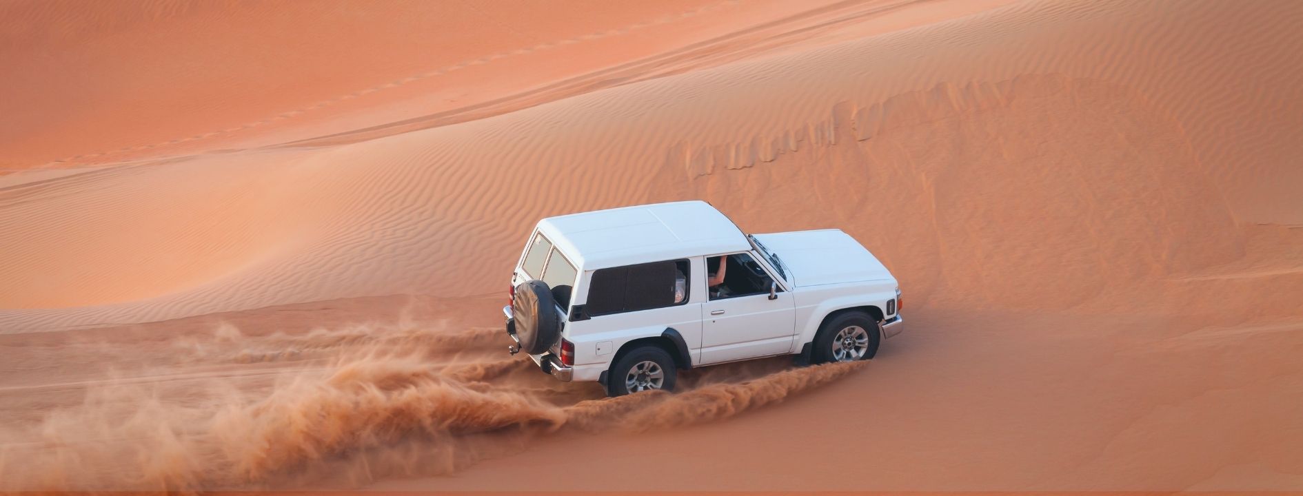 What to Wear in Dubai Desert Safari: Complete Outfit Guide clicktoguide