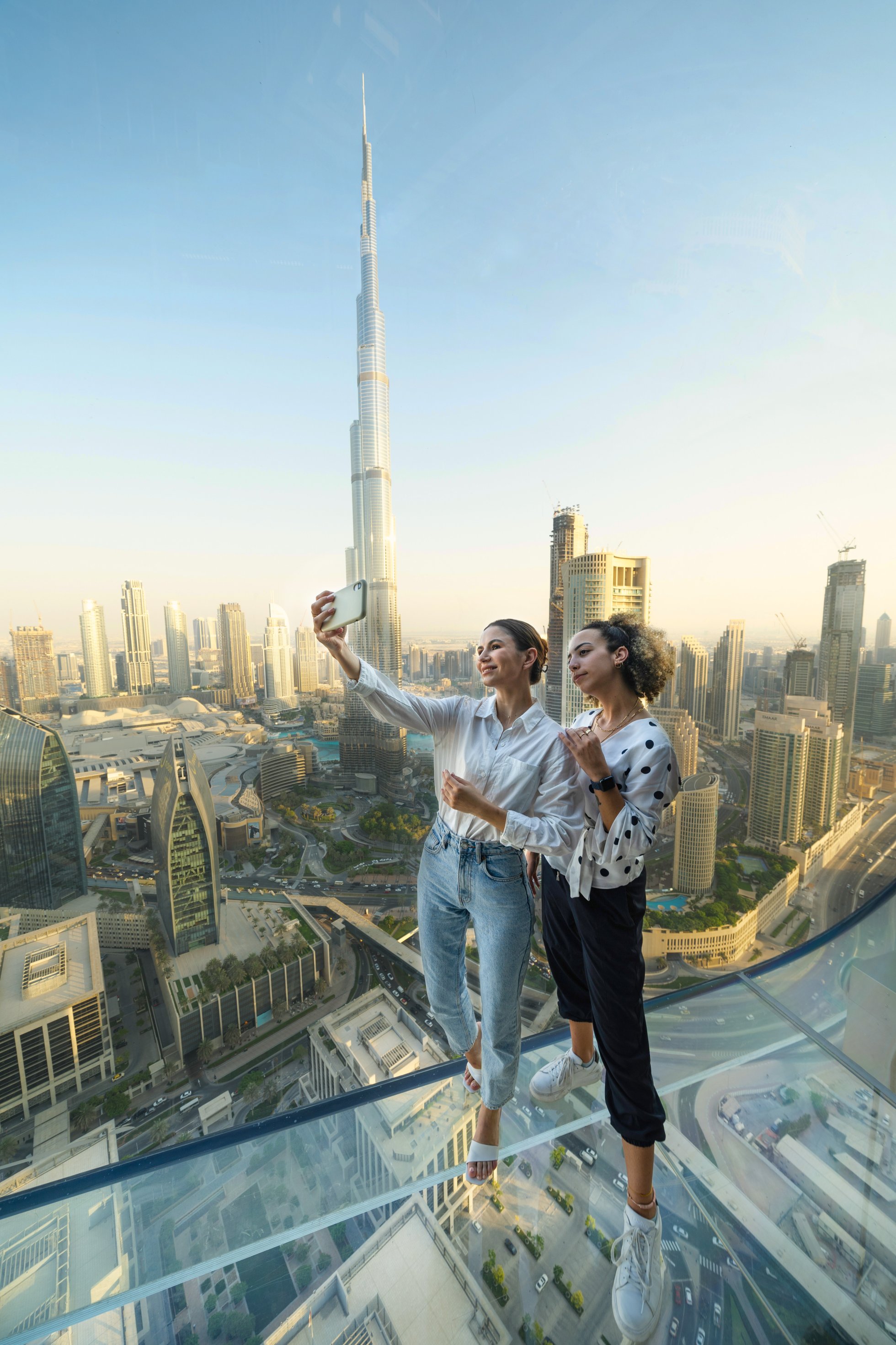 Dubai Sky Views: Sunset Photo Moment