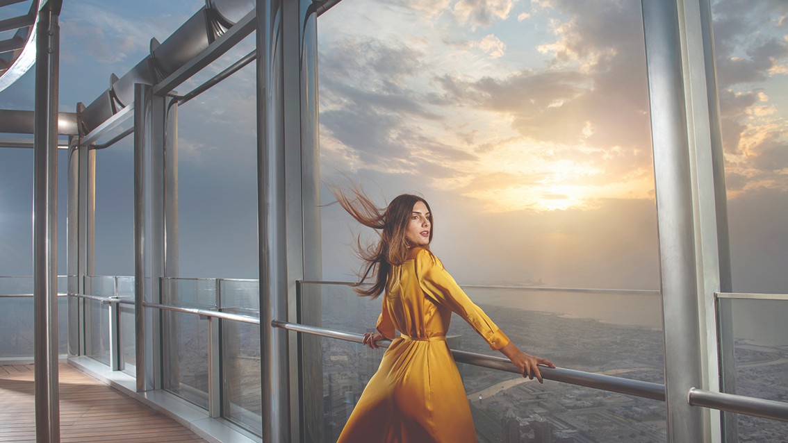 Burj Khalifa 124 Floor: Sky High Views