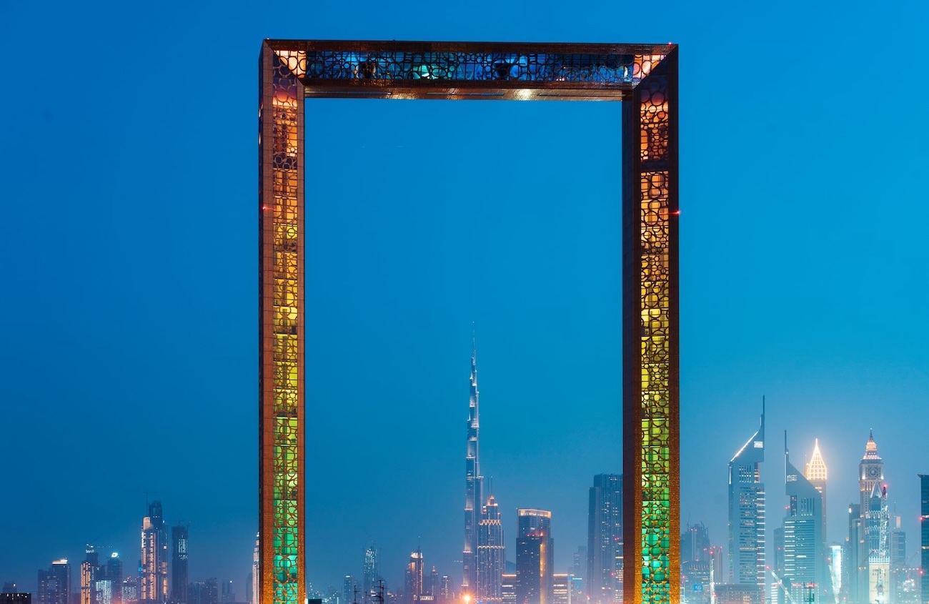 Dubai Frame - clicktoguide