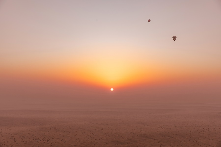 Hot Air Balloon in Dubai: Sunrise