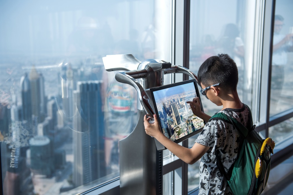 Burj Khalifa 124 Floor: Info Tabs