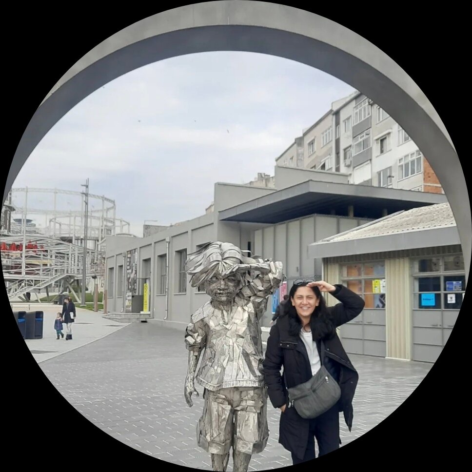 Istanbul Your Tour Guide Rukiye Geles